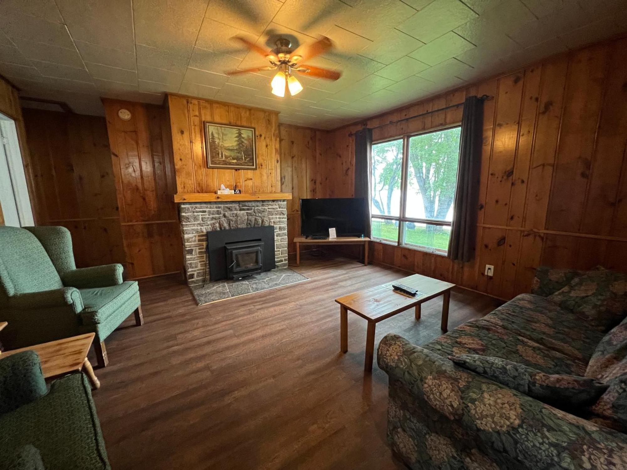 Tally Ho Inn Huntsville Room photo